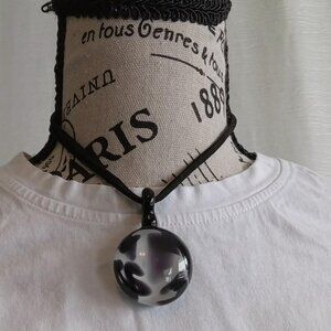 Let's pay tribute to this pendant work with a bunch of hashtags in the comments.